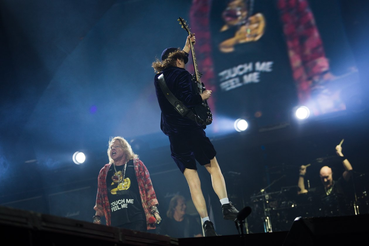 AC/DC – Am Rhein gaben Angus Young, Axl Rose und Co. ihr vorerst letztes Konzert der "Rock Or Bust"-Europatour. – Und Schluss!