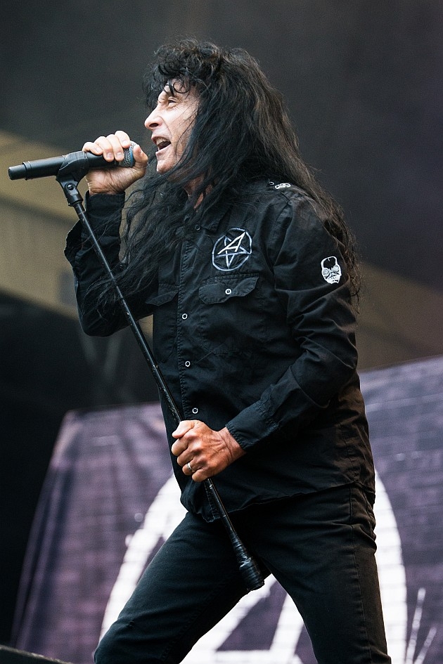 Anthrax – Scott Ian und Band gaben den Support für Limnp Bizkit. – Joey Belladonna.