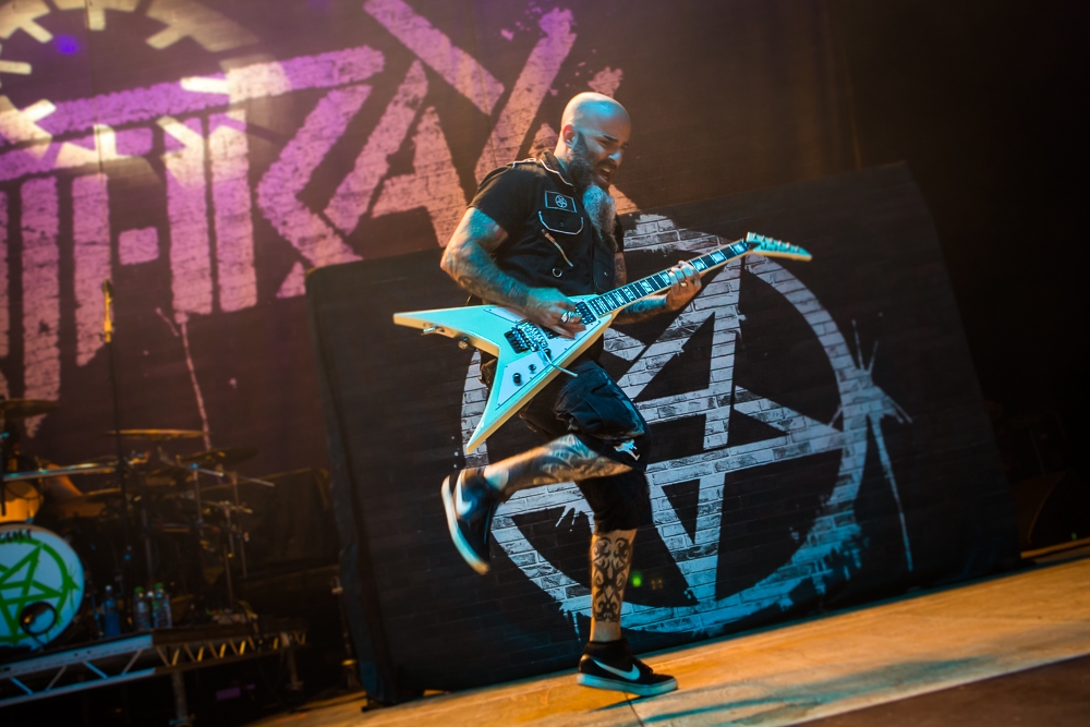 Anthrax – Beinharter Slayer-Support: Scott Ian und Co. – Jump, man!