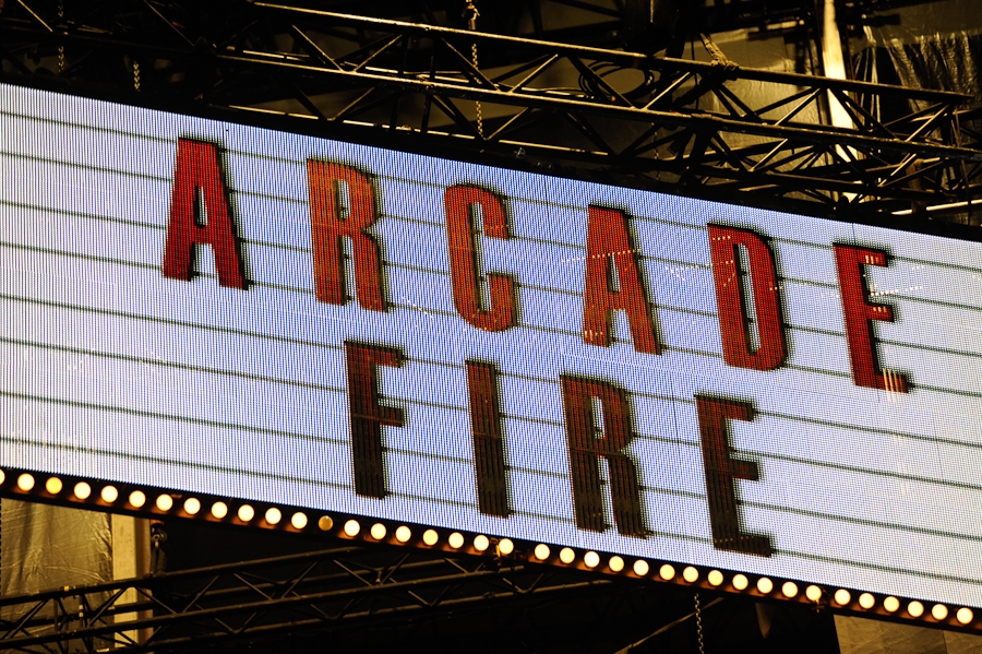 Arcade Fire – Fulminante Show in Neuhausen ob Eck. – The Band's in the house.
