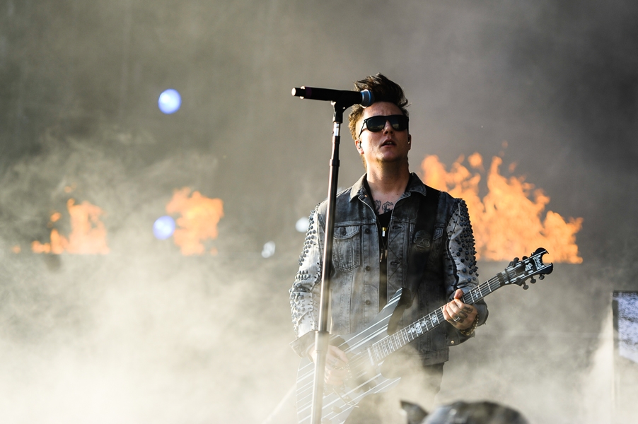 Avenged Sevenfold – Hail To The King Of The Ring! – Synyster Gates