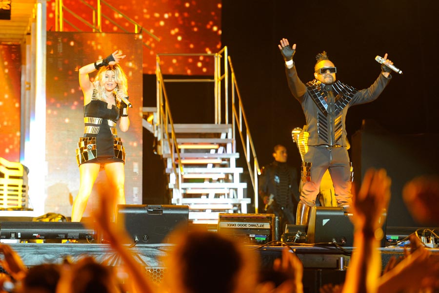 Black Eyed Peas – Die Peas machten Halt in der Arena. – Das Publikum war außer Rand und Band ...