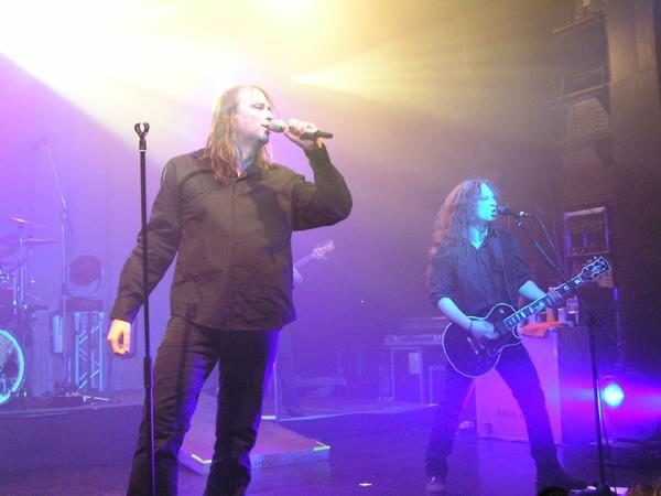 Blind Guardian – Von Helden, Trollen, Elfen und Schlachten singen. – 