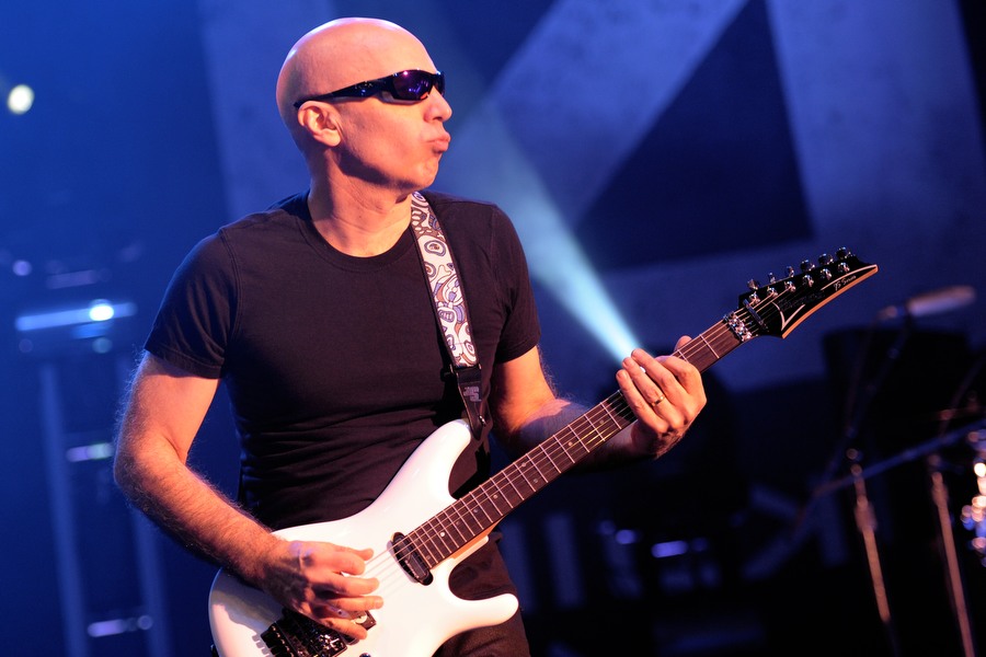 Chickenfoot – Der einzige Termin in Deutschland! – Joe Satriani.