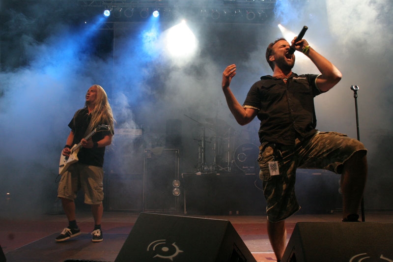 Mussten zwar in der Halle ran, machten da aber richtig was los. – Darkane