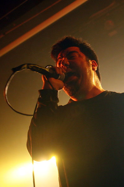 Deftones – Chino in action