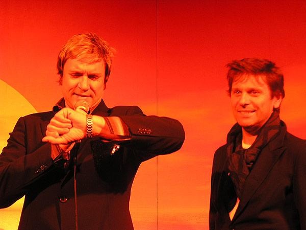 Duran Duran – Die Pop-Opas, gut aufgelegt und pünktlich zum Comeback, auf der Berliner Popkomm 2004. – Rechtzeitiges Comeback?
