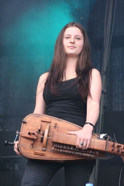 Eluveitie – Die Schweizer und ihre Tanzbären. – 