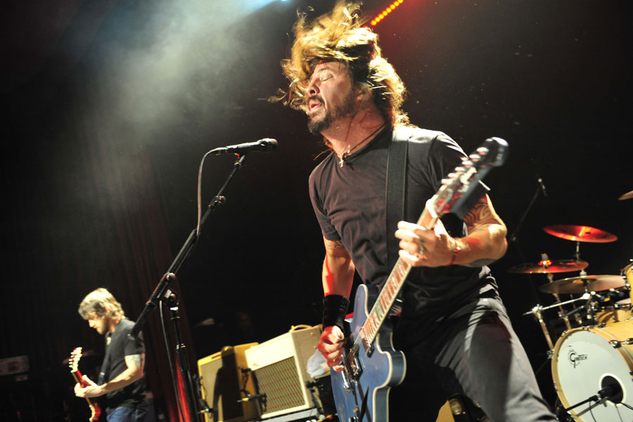 Foo Fighters – Zweieinviertel Stunden kollektiver Wahnsinn. – Von der ersten bis zur letzten Note auf dem Pedal.