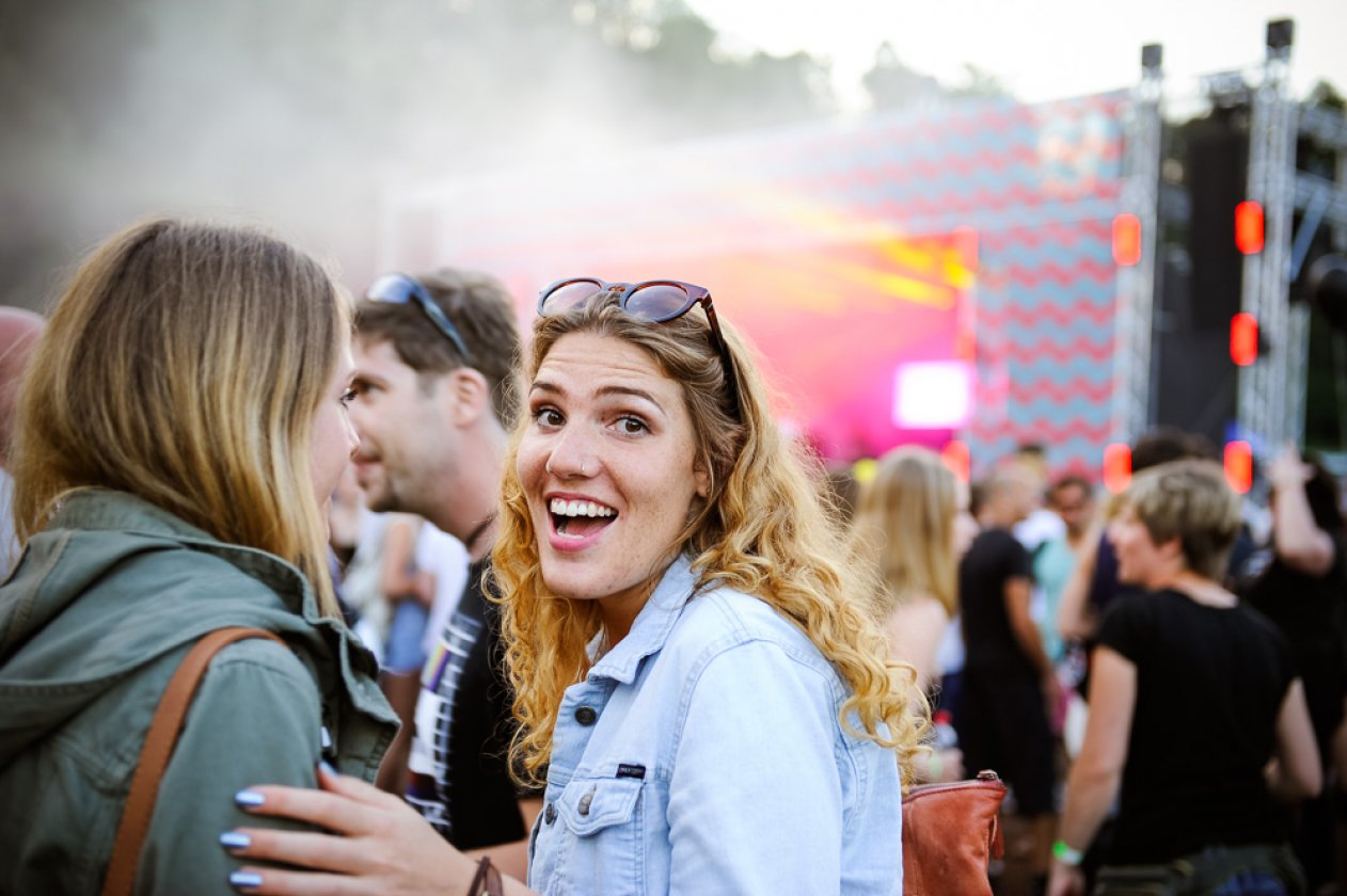 Die Fotos zur Elektrosause – Smile and smoke.