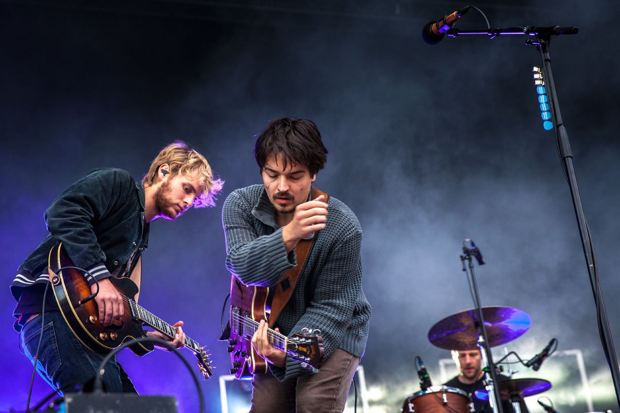 20 Jahre Highfield! Am Freitag musste das Festival wegen starker Unwetter für zweieinhalb Stunden unterbrochen werden, danach gings zum Glück weiter. – Milky Chance