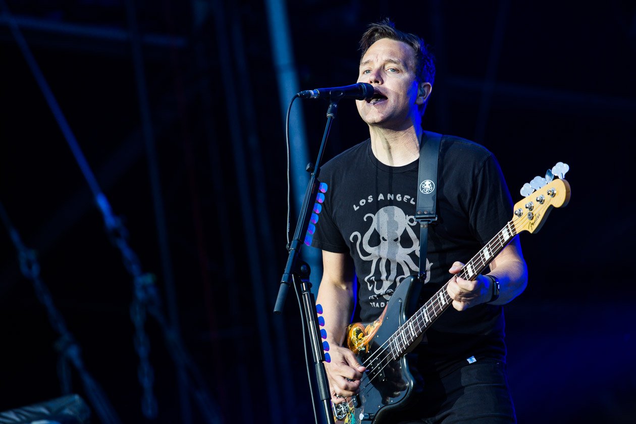 78.000 Fans auf der Sandrennbahn Eichenring! – Mark Hoppus.