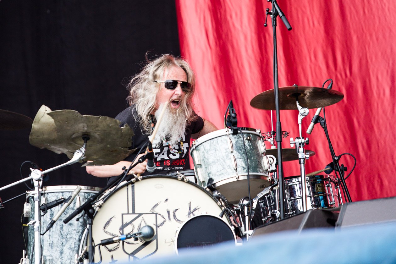 78.000 Fans auf der Sandrennbahn Eichenring! – Seasick Steve.