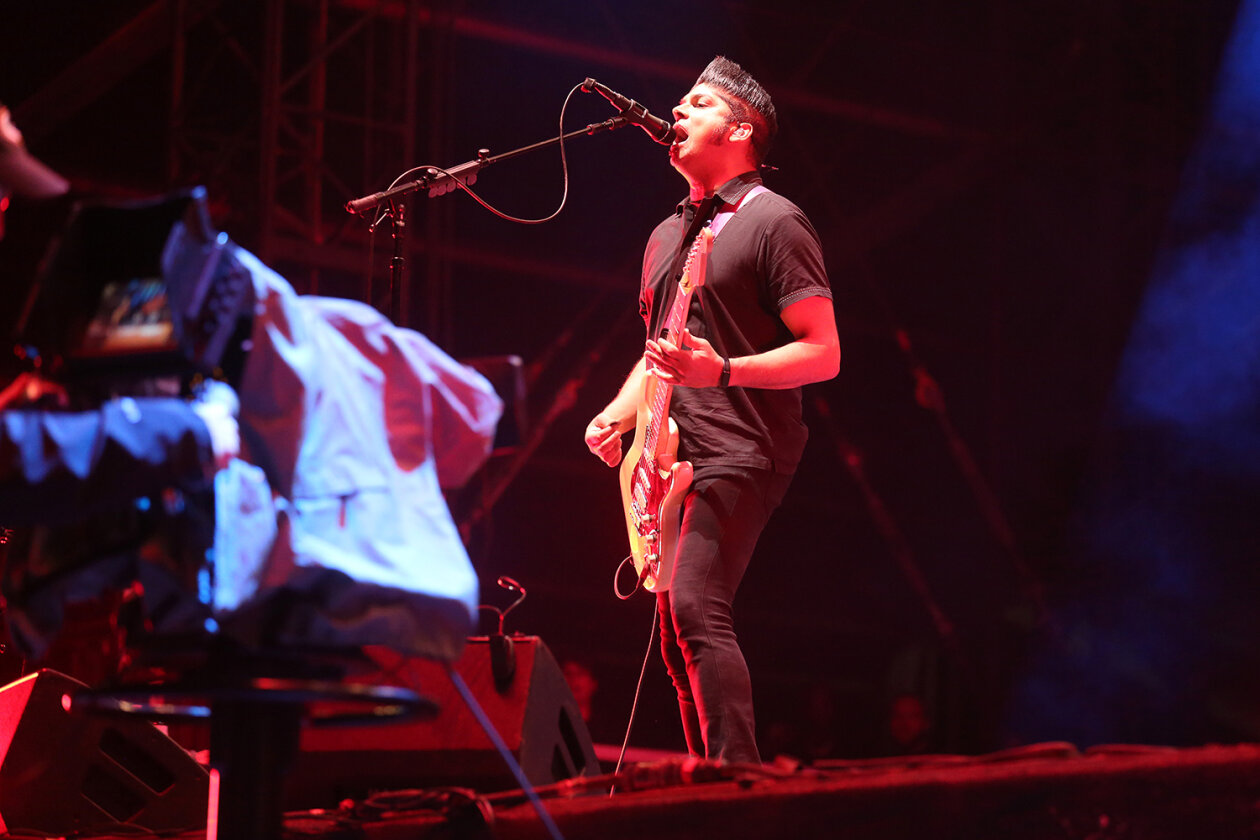 Willkommene Auszeit: 78.000 Fans feiern auf dem Eichenring. – Billy Talent.