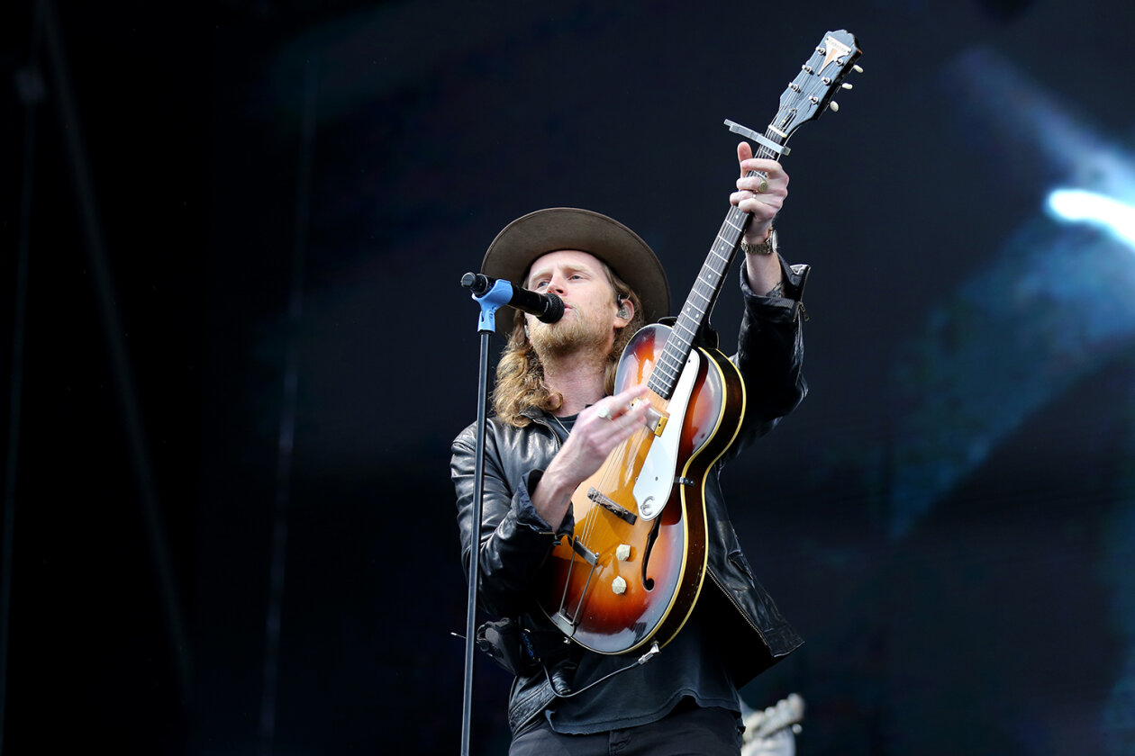 Willkommene Auszeit: 78.000 Fans feiern auf dem Eichenring. – Lumineers.