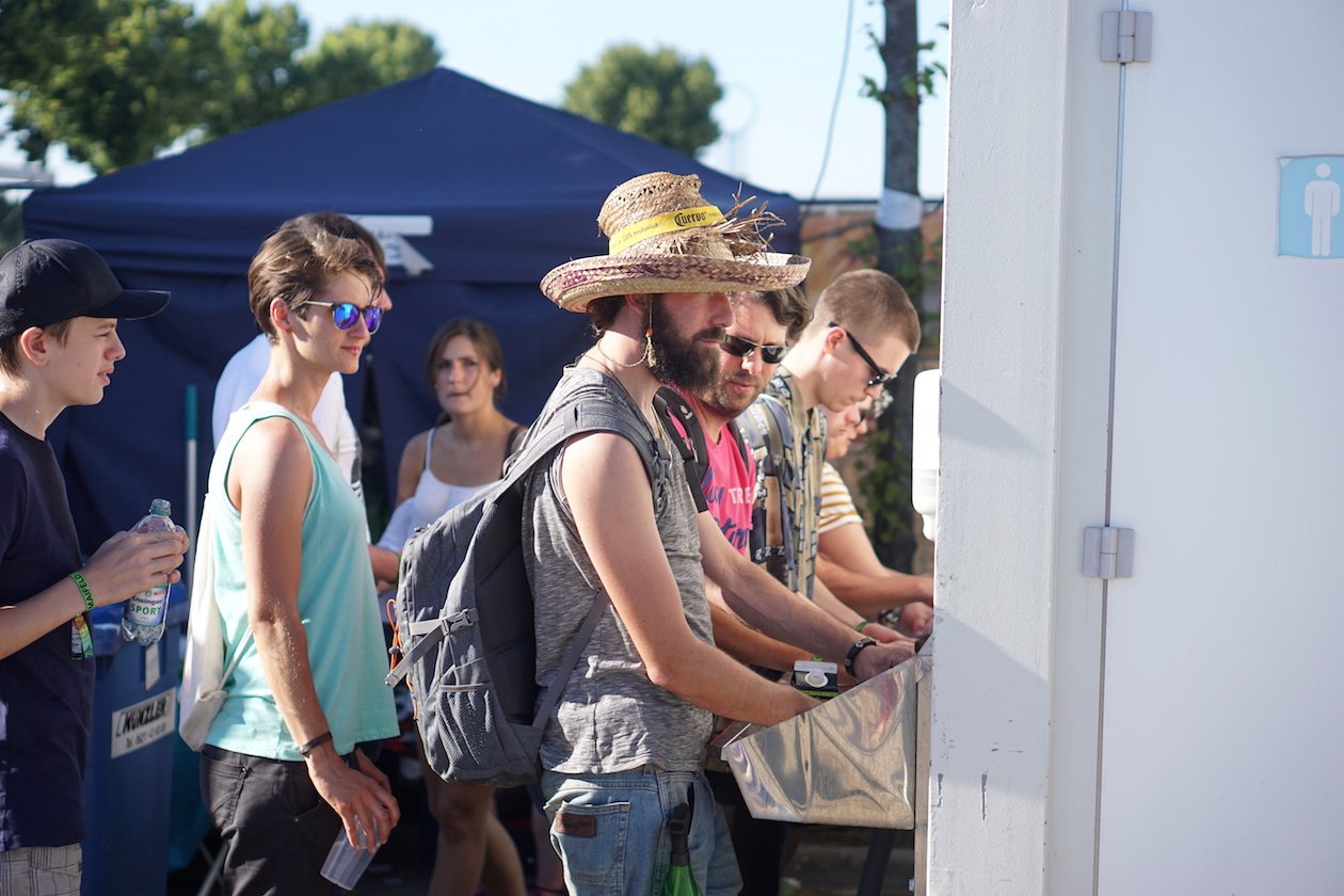 Alle Fotos zum kleinen aber feinen Festivalhighlight im Südenwesten. – Hygiene muss sein. 