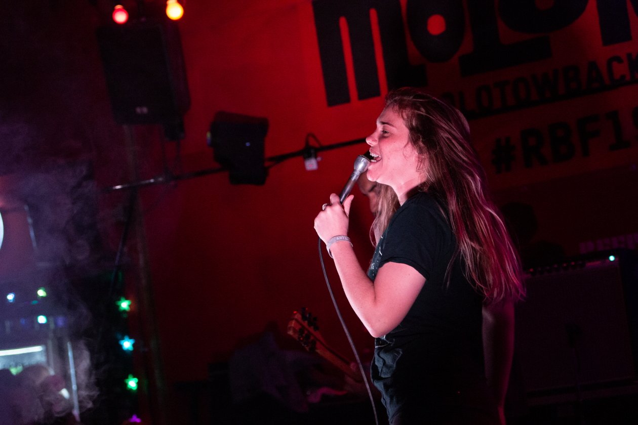 Die Bilder zum Reeperbahn Festival 2019, u.a. mit Sleaford Mods, Lydmor und Press Club. – Press Club.