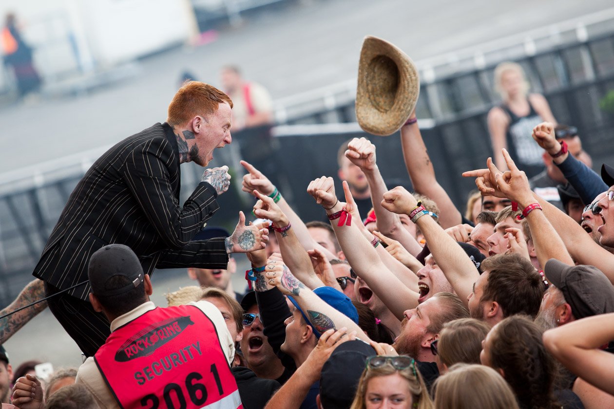 Zurück auf dem Nürburgring: Die Bilder von Deutschlands größtem Festival! – Frank Carter & The Rattlesnakes.