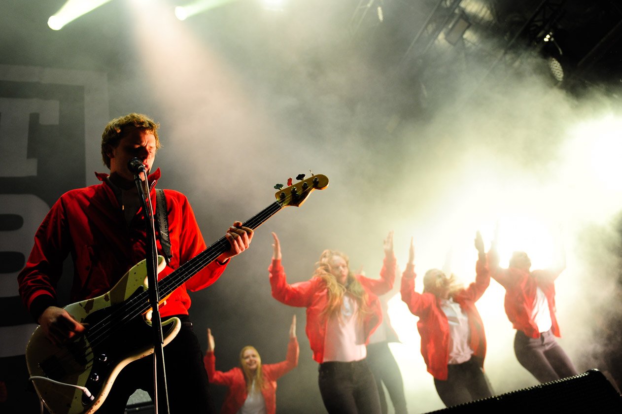 Zurück auf dem Nürburgring: Die Bilder von Deutschlands größtem Festival! – Kraftklub als Latenight-Special bei Rock am Ring 2017