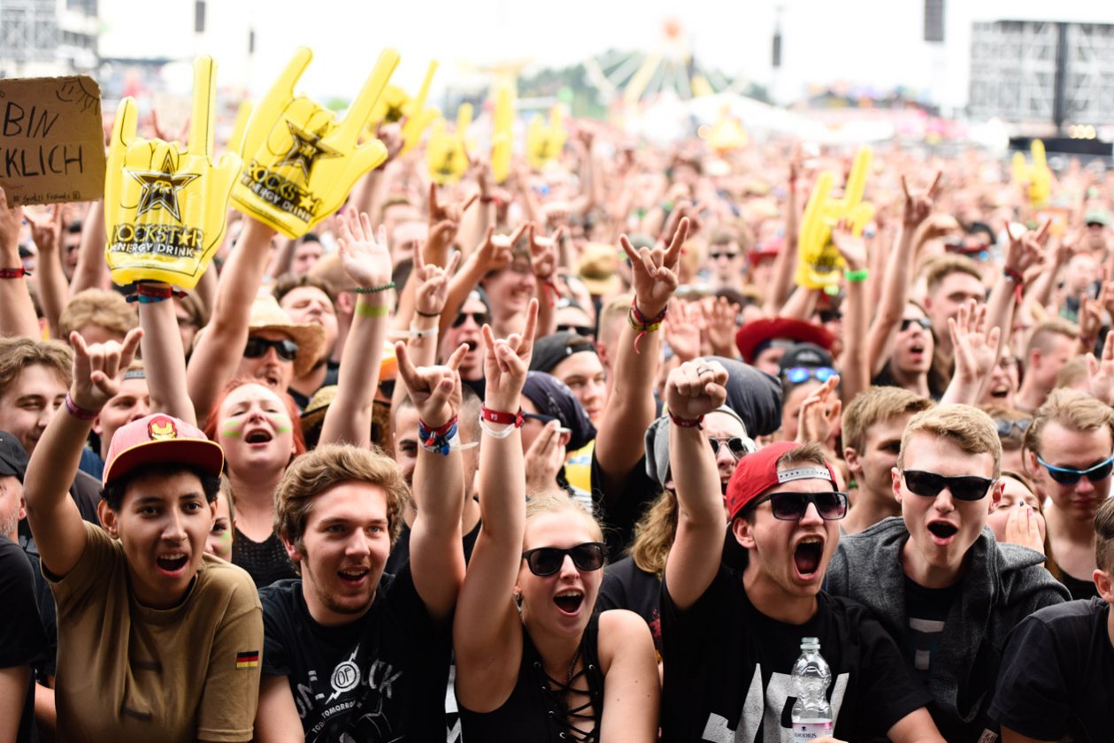 Zurück auf dem Nürburgring: Die Bilder von Deutschlands größtem Festival! – Sondaschule heizen ordentlich ein