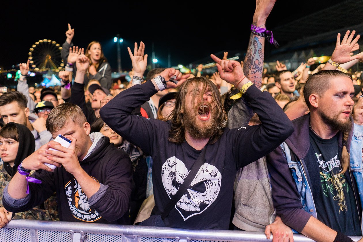 Die Bilder zur 33. Auflage des größten, deutschen Rock- und Alternative-Festivals auf dem Nürburgring. – Das ist zwar nicht Alex aber definitiv on fire!