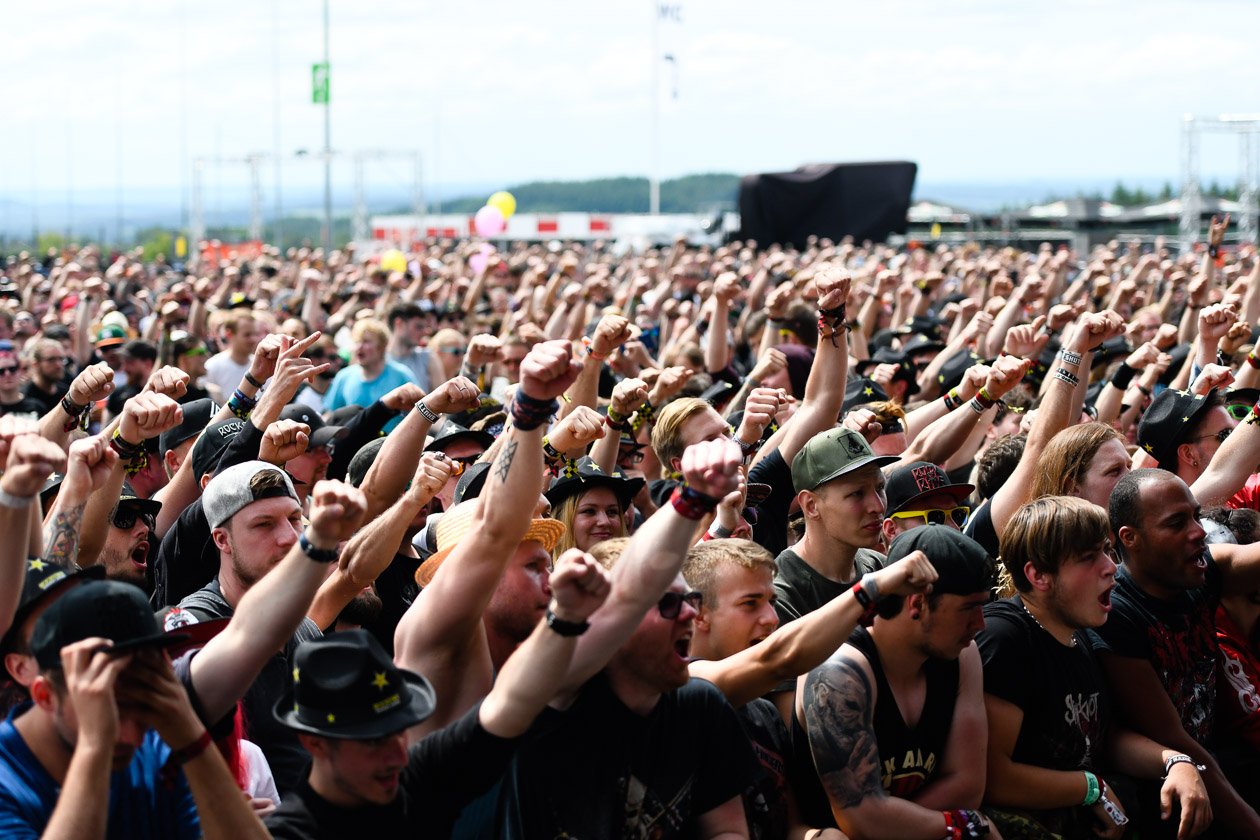 Tool, Die Ärzte, Slipknot, Slayer, Marteria &amp; Casper u.v.a. stürmen den Ring. – Atreyu Crowd