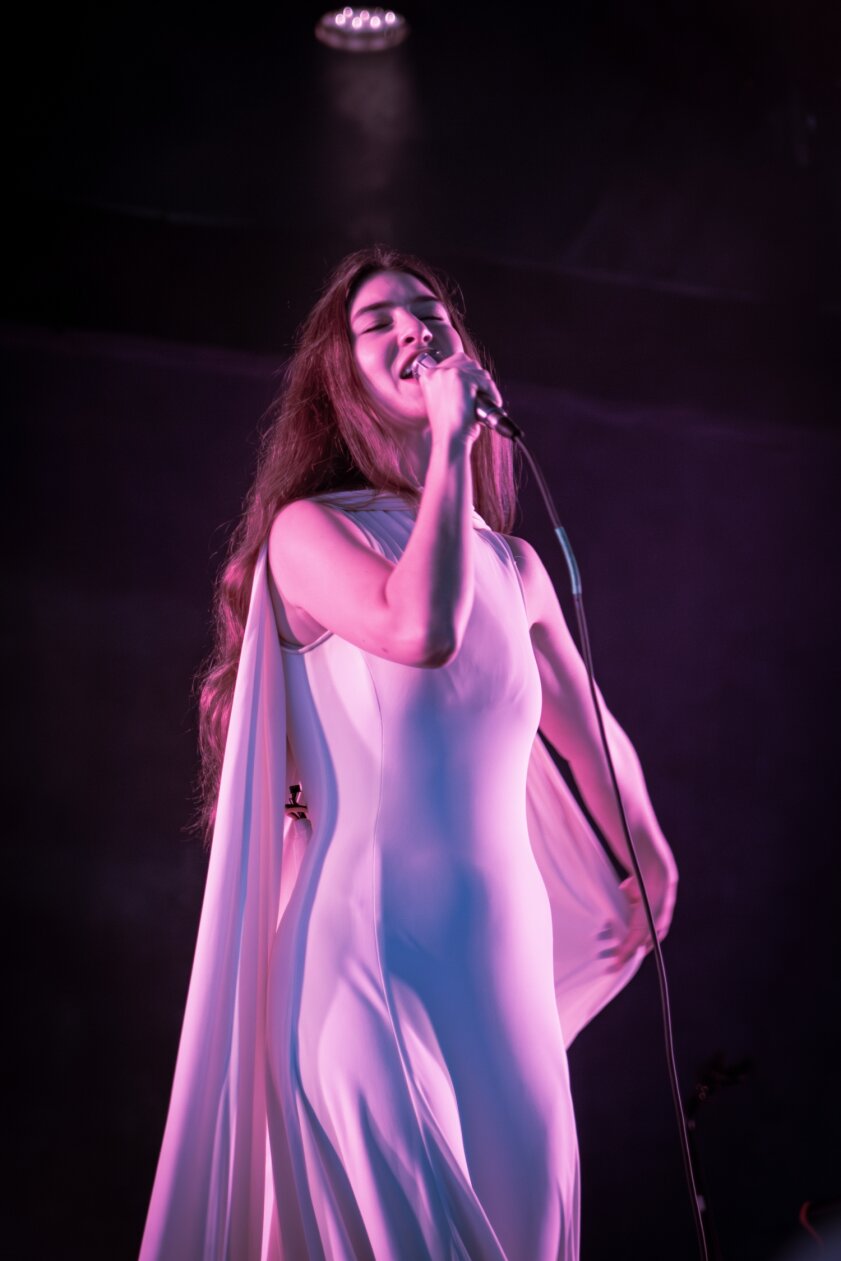 Schaulaufen in Dänemark, Teil zwei: Rosalía, Blur, Lizzo, Loyle Carner etc. – Weyes Blood.