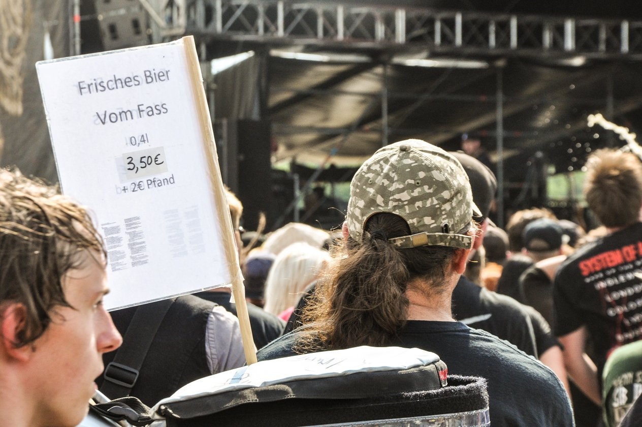 Tage voller Schweiß und Metal in Dinkelsbühl! – Bier.