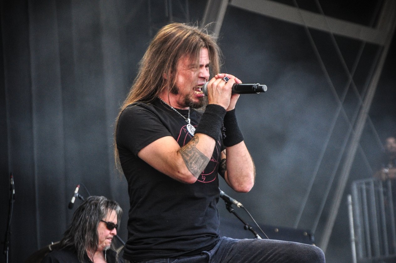 Tage voller Schweiß und Metal in Dinkelsbühl! – Queensrÿche überzeugen mit einem Best-Of-Set …