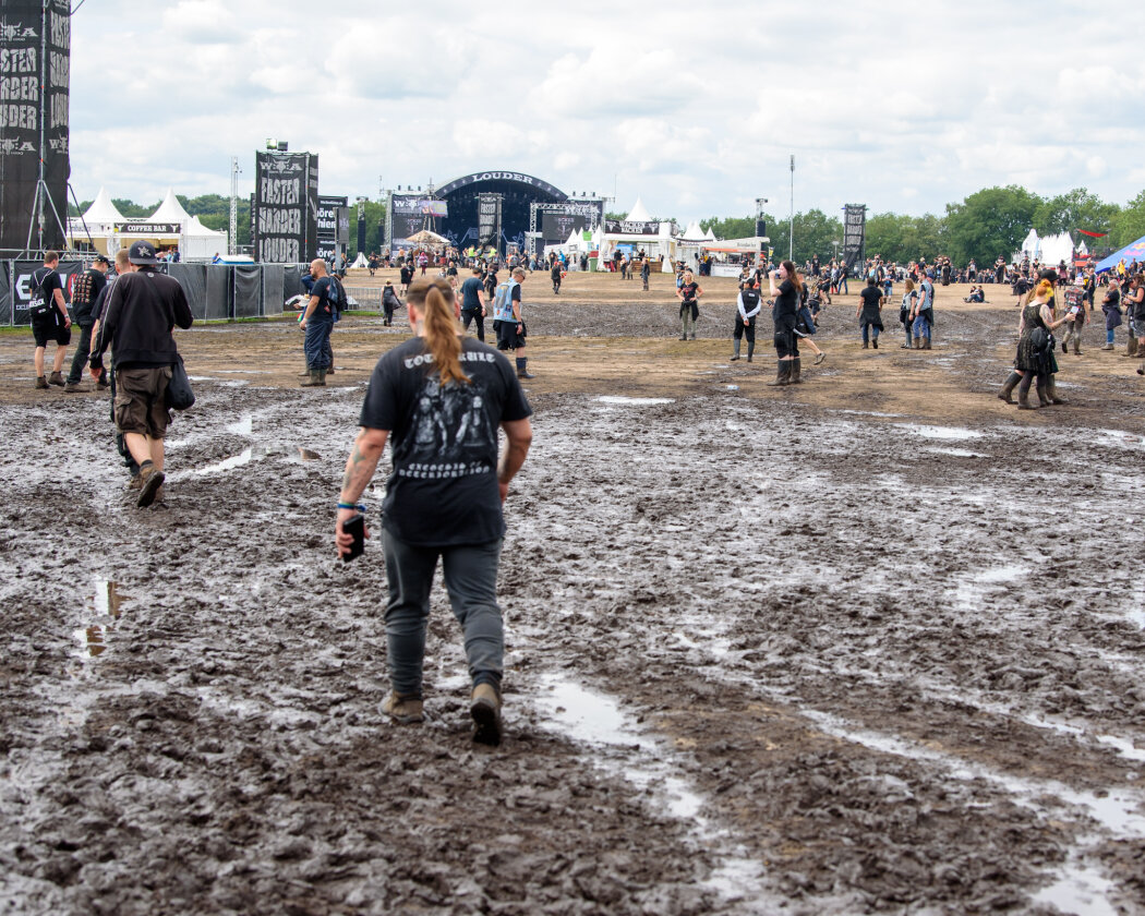 Zum Wochenende hin hat Odin ein Einsehen: Iron Maiden, Megadeth, Heaven Shall Burn, Biohazard, While She Sleeps oder Trivium drehen auf. – ... stehen schon auf Abschied.