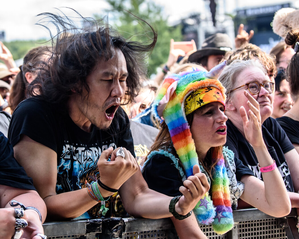 Zum Wochenende hin hat Odin ein Einsehen: Iron Maiden, Megadeth, Heaven Shall Burn, Biohazard, While She Sleeps oder Trivium drehen auf. – Wacken-Power!