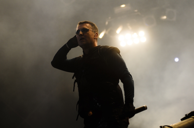 Front 242 live beim Mera Luna 2008. – 