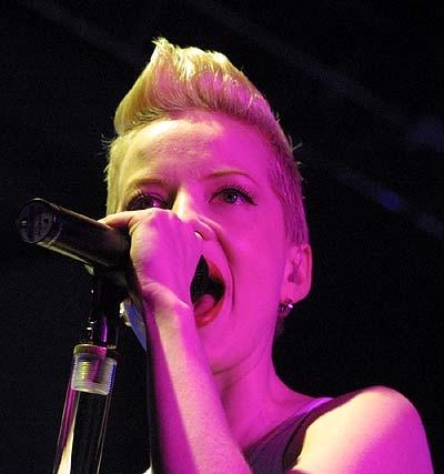 Garbage – Shirley Manson im Kölner Palladium, 10.04. 2002 – 