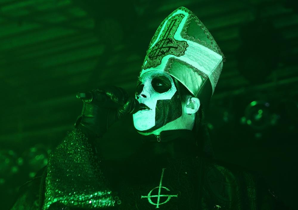 Ghost – Papa Emeritus III. und seine Ghoule zu Gast im ausverkauften Münchener Backstage. – Papa Emeritus III ...