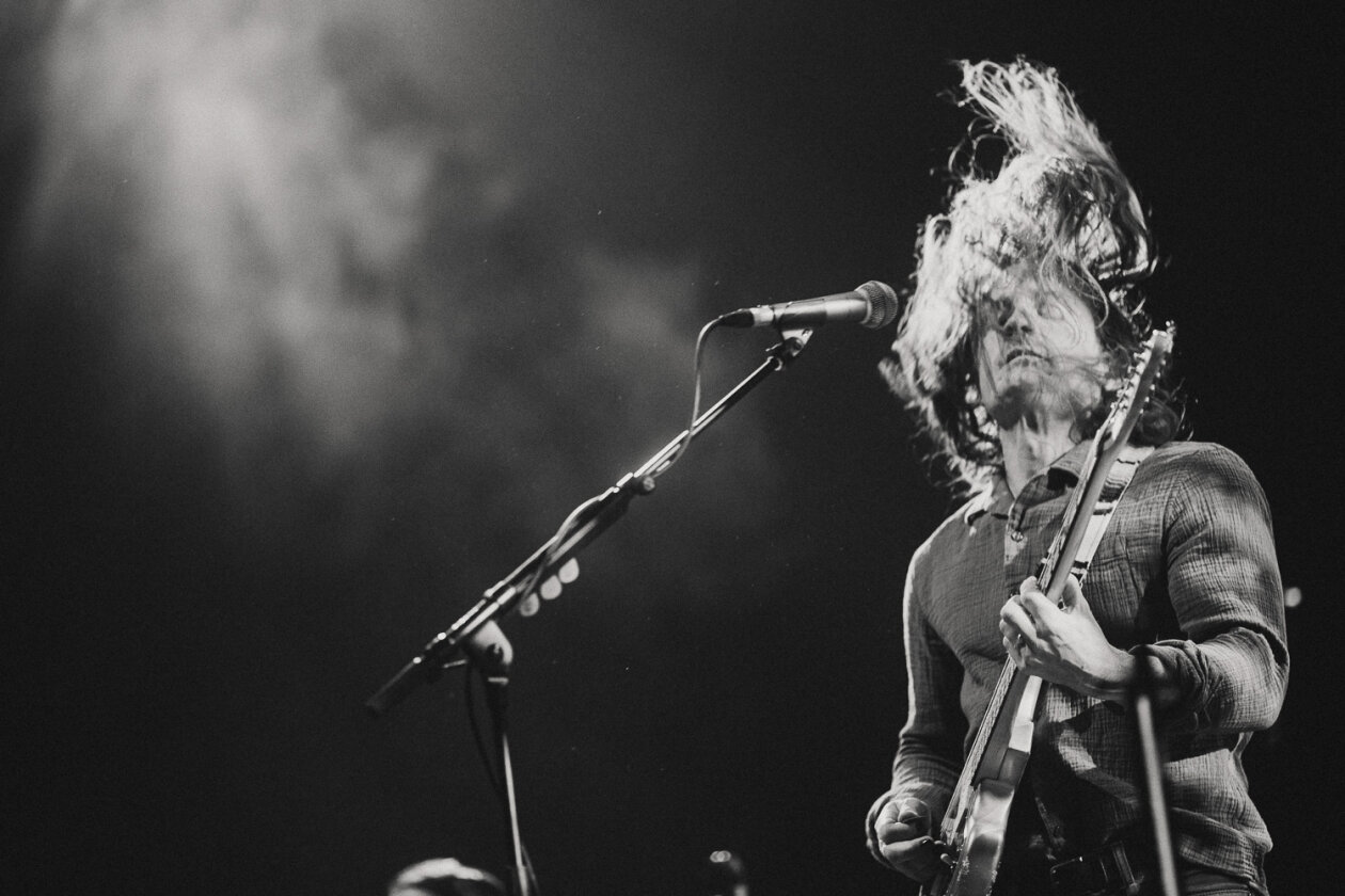 Wenn der irische Sänger und Gitarrist die Bühne betritt, ist die Halle rappelvoll. – Hozier.