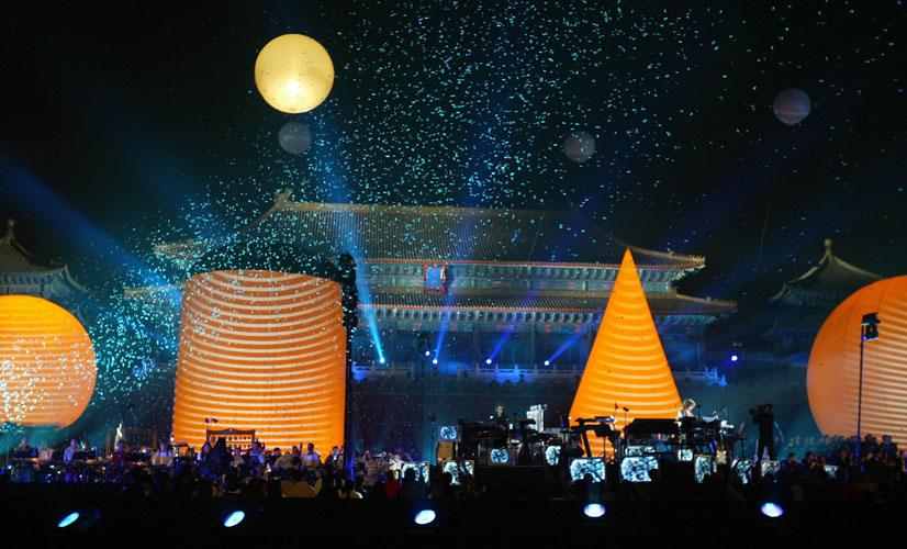 Jean Michel Jarre – Impressionen der unglaublichen Show des Franzosen im Reich der Mitte. – 