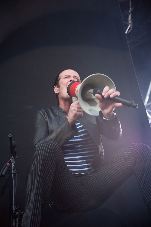 Openair St.Gallen – "I Know You Want What's On My Mind" - Scott Weiland skandiert den RnR.