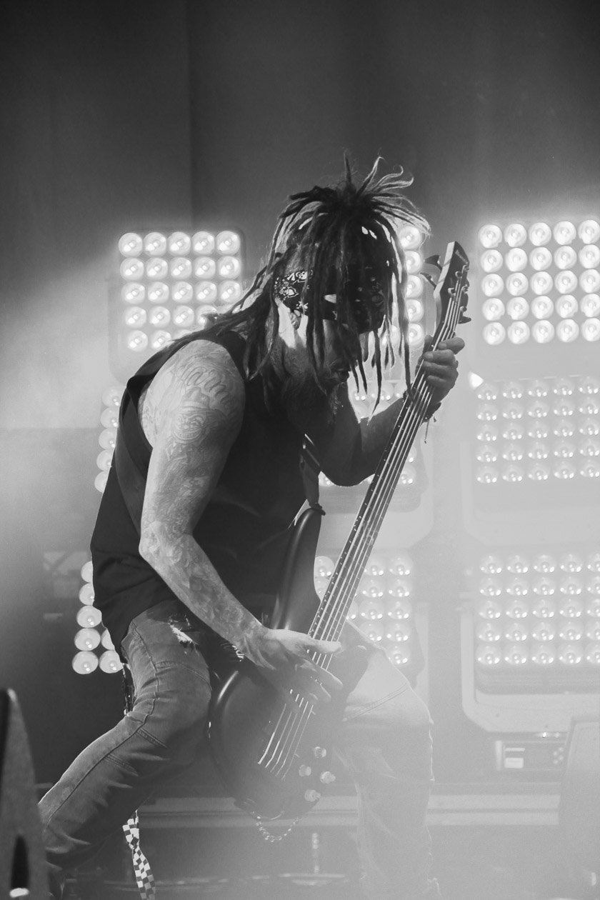 Korn – Jonathan Davis und Co. hatten in der Hauptstadt Heaven Shall Burn im Gepäck. – Fieldy.