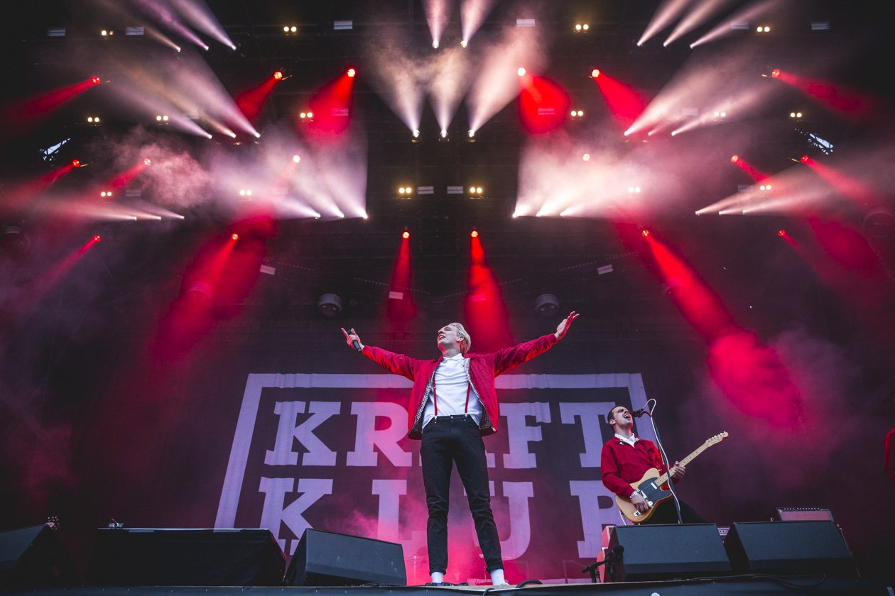 Green Stage-Highlight am Sonntag. – Kraftklub.