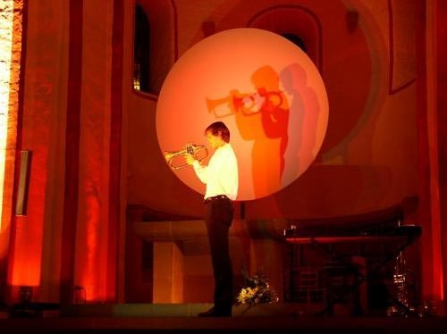 " ... dass Musik nicht nur Klang ist": Markus Stockhausen & Rolf Zavelberg. – Markus Stockhausen an der Trompete, ...