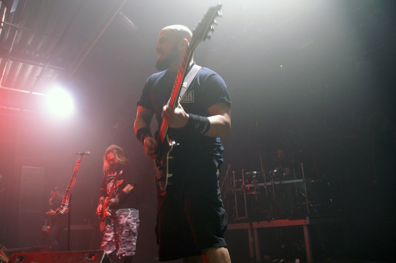 Max & Igor Cavalera – Max und Igor führen das legendäre Sepultura-Album "Roots" komplett auf. – Max Cavaleras Longtime Partner in Crime: Marc. 