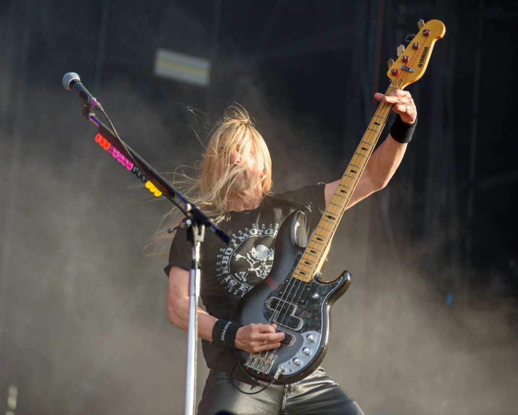 Megadeth – James LoMenzo.