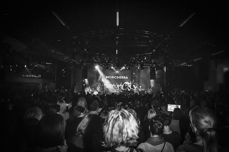 Sky, Paul und Ross im Oktober 2013 live im Gibson. – Morcheeba 2013 live in Frankfurt