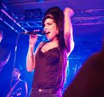 Amy Winehouse: Nach Kollaps ins Krankenhaus
