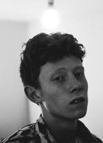 King Krule: Neues Video mit Alfred Hitchcock