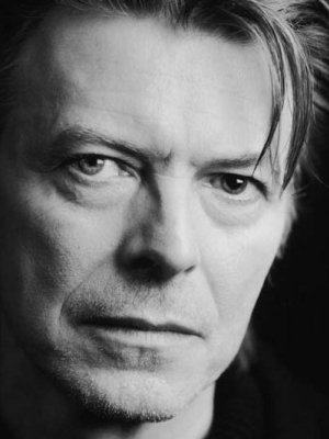 Schuh-Plattler: Bowie-Biopic mit Johnny Flynn