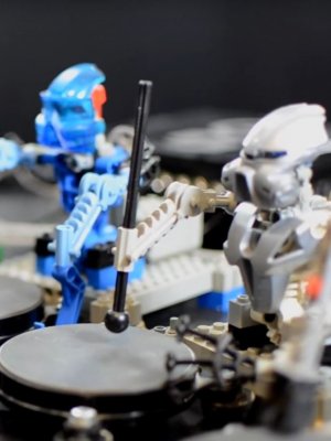 Toa Mata Band: Kraftwerk als Lego-Band