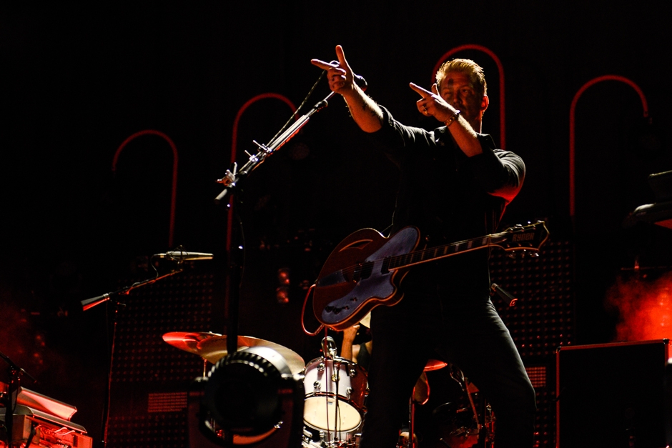 Queens Of The Stone Age – Immer eine fette Bank: Josh Homme und Band. – Bang, bang, Mr.!