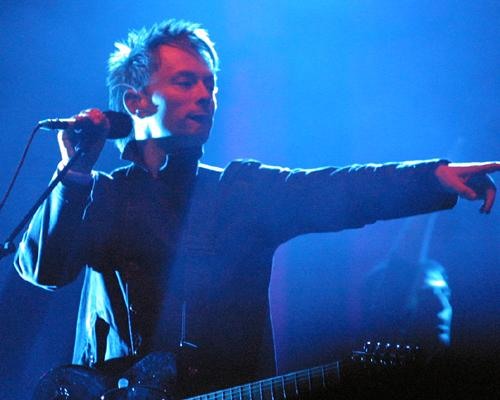 Die 2003er-Radiohead-Performance in Neuhausen ob Eck. – Karma police, arrest this man