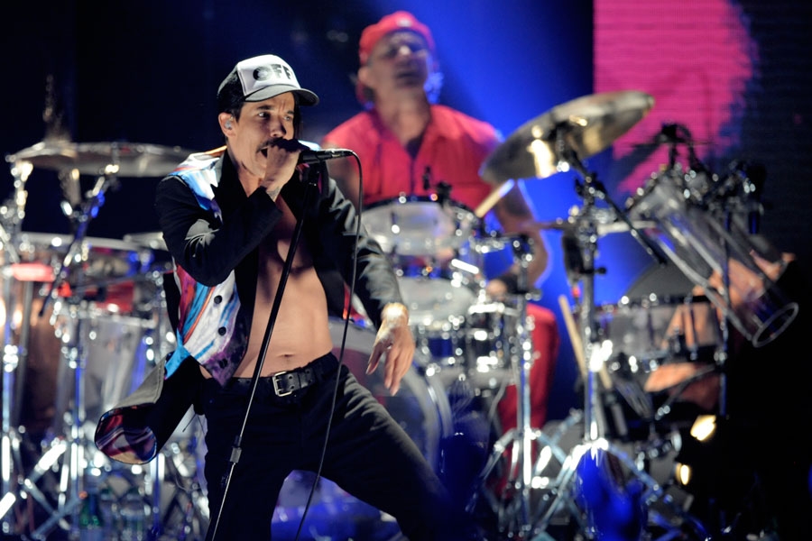 Die Red Hot Chili Peppers stellen "I'm With You" vor. – 